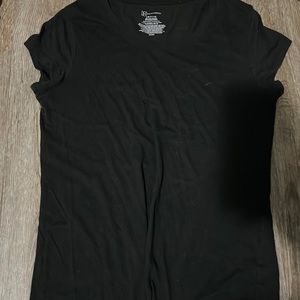 Plain black tee shirt